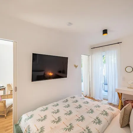 Villa Chloe - Pearl *