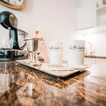 Villa Chloe - Pearl Binz
